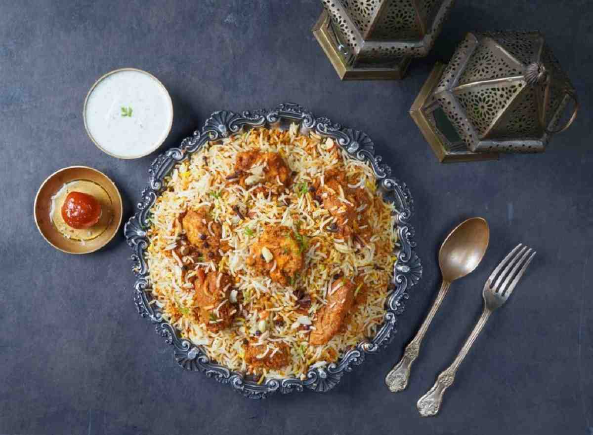 A plate of delectable savoury rice, a feast for the senses.